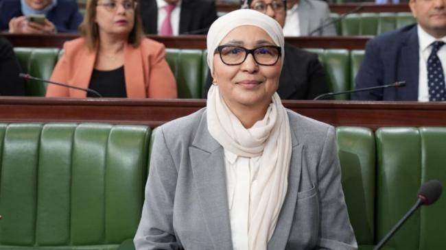 إجابة عن أسئلة كتابية لنائب بالبرلمان.. وزيرة الأسرة تكشف:   برمجة انتداب 120 أستاذ شباب وطفولة و50 منشط رياض أطفال سنة 2026